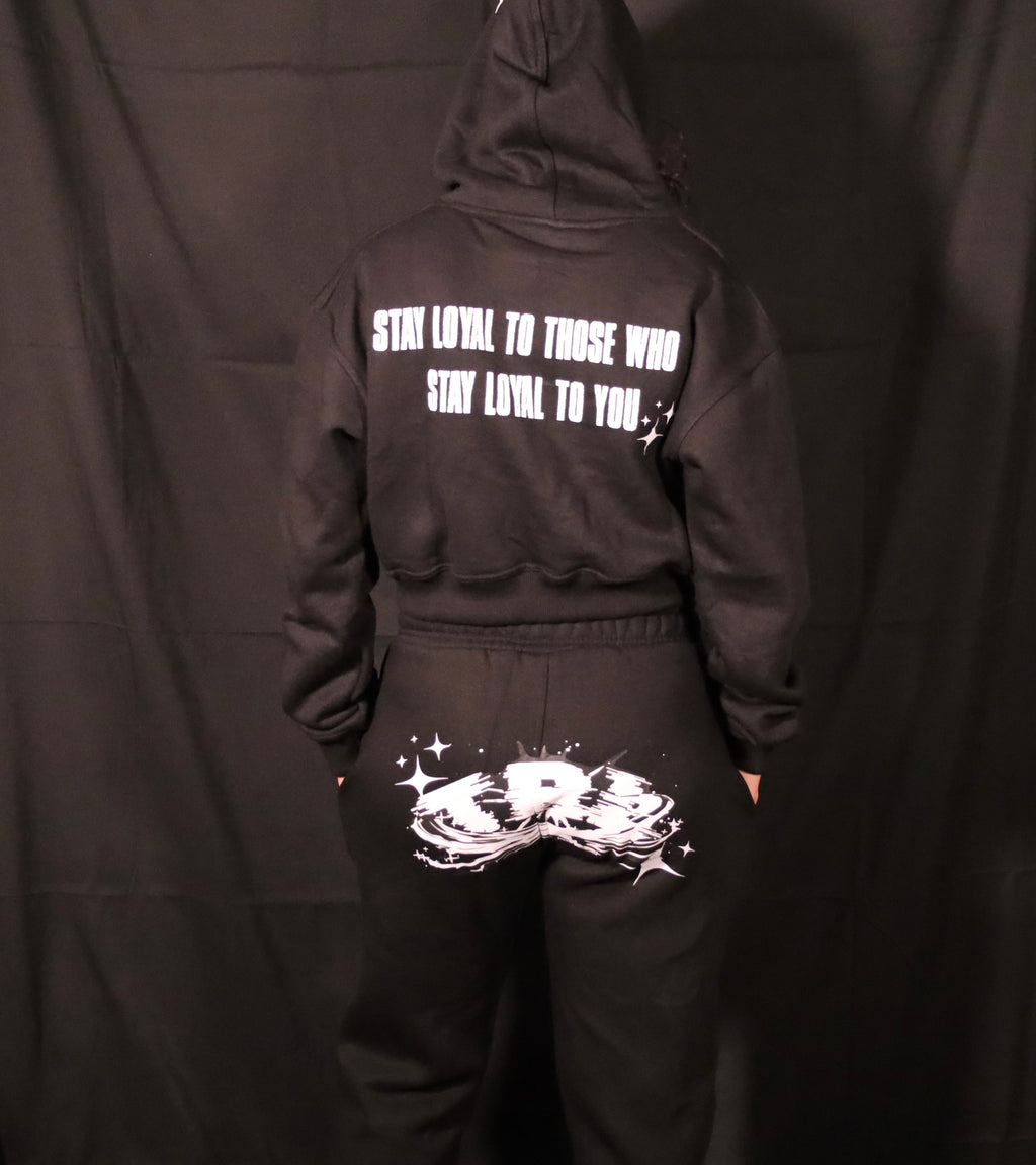 STAY LOYAL TO THOSE WHO STAY LOYAL TO YOU (Female version)